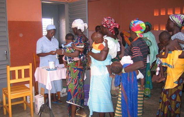 L'engagement Africain des Soeurs de Jésus au Temple de Vernon