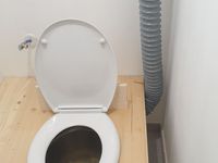 Transformation de vos toilettes classiques à eau en toilettes sèches à séparation !