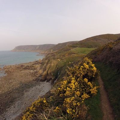 Trail dans la Hague, sous le soleil!