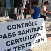 Covid : l'obligation de passe sanitaire dans les centres commerciaux suspendue dans plusieurs départements - OOKAWA Corp. Raisonnements Explications Corrélations