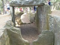 Dolmen des Fades Si vous souhaitez voir les photos grand format cliquez sur la photo et faire défiler