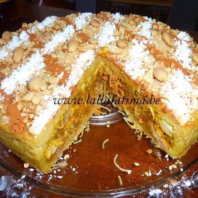 Pastilla au poulet et amandes sans brick
