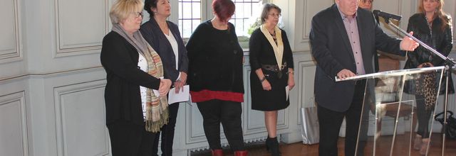 22 mars 2016 Mise à l'honneur de Chantal Derieppe, par Monsieur Alain Bocquet Député-Maire de St Amand  