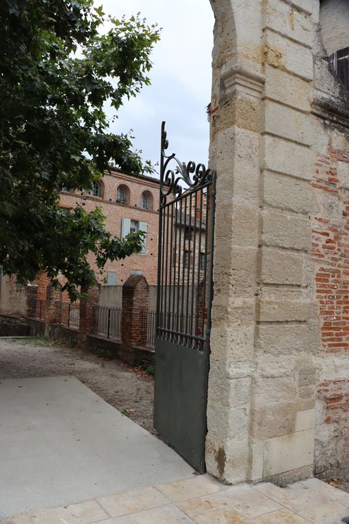 Auvillar, plus beau village de France