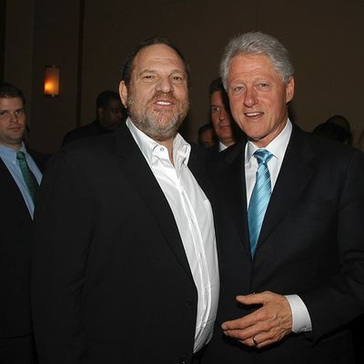 Harvey Weinstein a contribué à payer les frais d'avocat de Bill Clinton suite à l'affaire Monica Lewinsky...et affirme avoir beaucoup appris de lui