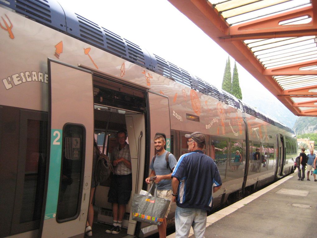 Après plus de 1300 km et 10 jours de vélo, nous voici arrivés à Breil-sur-Roya pour quelques jours de repos et de pêche de la truite. François repart pour Toulon le dimanche 4 septembre. Il aura fait une très belle première cyclorando!! Bonne reprise au boulot frangin! 