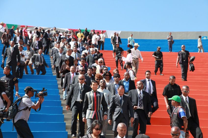 Dans le cadre du IIè anniversaire de la IVèRépublique, le couple présidentiel, Andry et Mialy Rajoelina, a inauguré le «Coliseum de Madagascar» sis à Antsonjombe. 1ère partie. Photos: Harilala Randrianarison