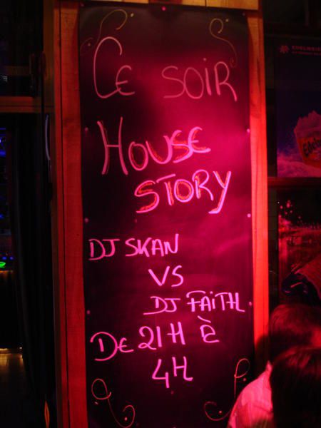 RETROUVEZ TOUTE LES PHOTOS DE LA TOURNEE DANS LES BARS ET DISCOTHEQUES SUR LA COTE ATLANTIQUE DE DJ SKAN,DJ STEFANE ET DJ FAITH POUR LA SAISON 2008 !!!!
ATTENTION, GROSSES SOIREES, BONNE AMBIANCE ET JOLIES FILLES A L'INTERIEURS... 