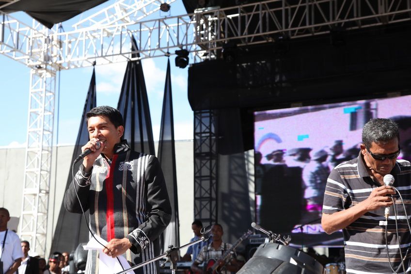 Dans le cadre du IIè anniversaire de la IVèRépublique, le couple présidentiel, Andry et Mialy Rajoelina, a inauguré le «Coliseum de Madagascar» sis à Antsonjombe. 3è partie. Photos: Harilala Randrianarison