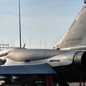 Le Rafale réapparaît avec des réservoirs de fuselage - Aerobuzz