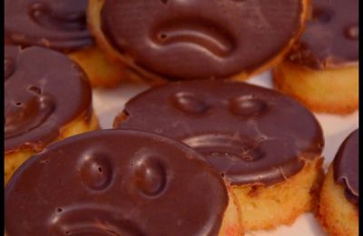 Tigrés en coque de chocolat (Flexipan de Demarle Sourire ou Smiley)