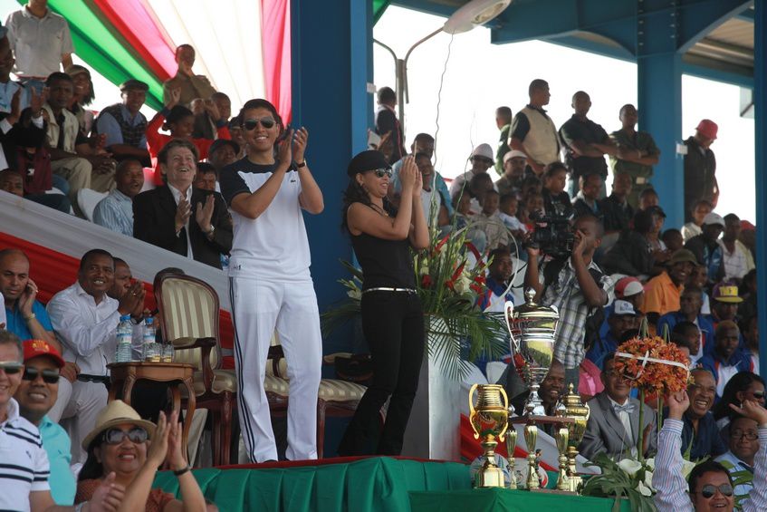 Inauguration du Kianja (Stade) Makis de Madagascar, à Andohatapenaka, par le Président Andry Rajoelina. 3ème partie. Photos: Harilala Randrianarison