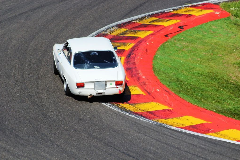 SPA CLASSIC FERRARI COBRA MG COURSE VH PORSCHE ALFA FORMULE 1 MUSTANG CORVETTE