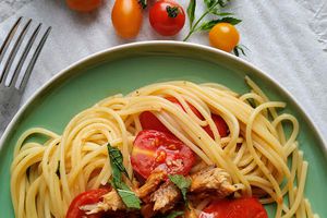 Spaghetti tomates sardines menthe #recette  simple et rapide