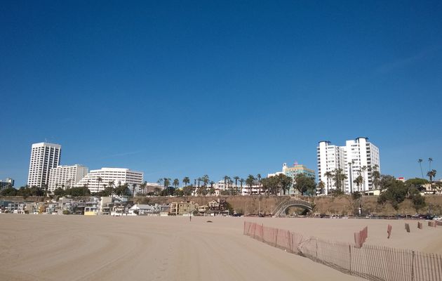 Wednesday afternoon at Santa Monica Beach