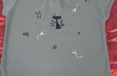 Joli T-shirt humoristique pour petite fille espiègle !