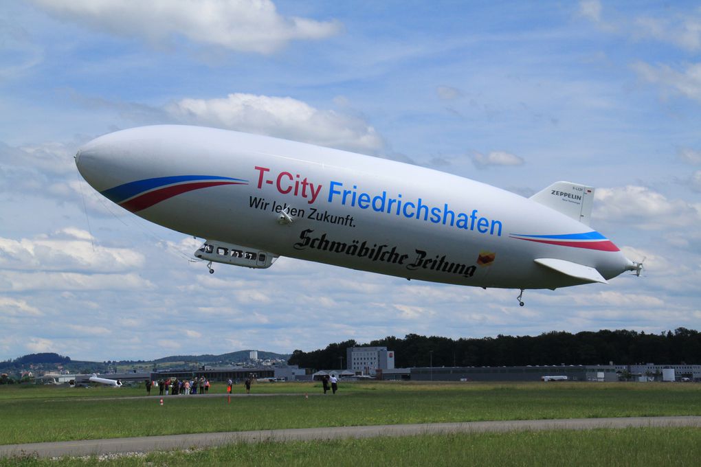 Visite du port de Friedrichshafen et le Zeppelin au bord du Lac de Constance.