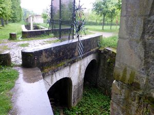 mème sous la pluie, cet ouvrage ne laisse pas indifférent ...