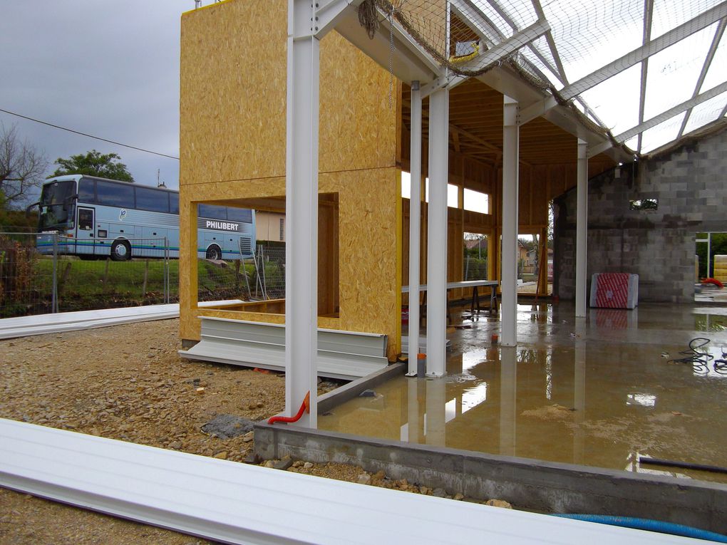 Chantier de construction de Fermandises, point de vente collectif à St Denis lès Bourg