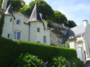 Souzay Champigny Village troglodytique