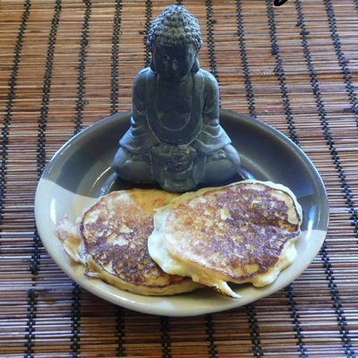 Bientôt la recette de pancakes léger pour tous (même mon petit loup de 6 mois les aiment)