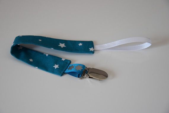 Attache Tétine - Tissu imprimé étoiles bleu canard et blanc
