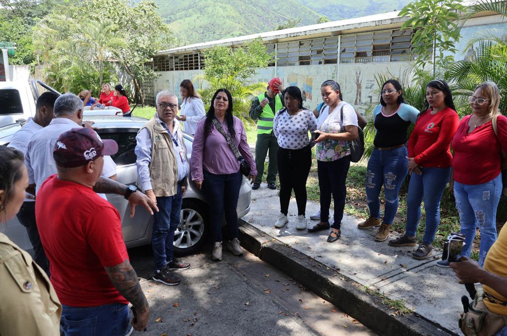 Bricomiles inician en Diego Ibarra plan de recuperación de centros educativos afectados durante las protestas