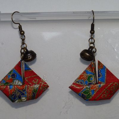 Boucles d'oreille bateaux