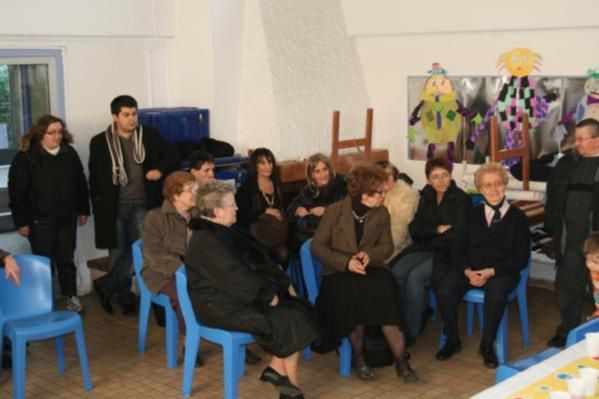 Traditionnellement, l'AHJP organise un "goûter bugnes" en début d'année, afin de réunir pour la nouvelle année ses adhérents et les habitants du quartier. Merci à Bernard et Marc pour les photos.