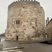 Thionville - Origine des bâtiments remarquables - La Tour aux Puces (1ère partie) - Histoire de Thionville et des villages alentours