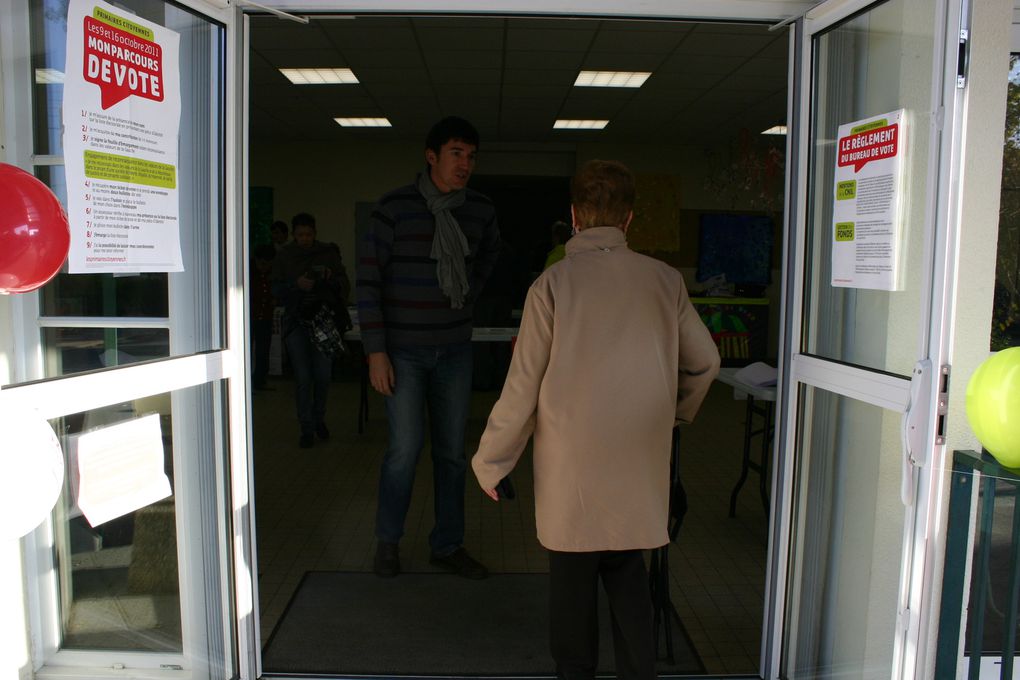 Le second tour des primaires, à l'école Malraux aux Ponts-de-Cé, le dimanche 16 octobre 2011.