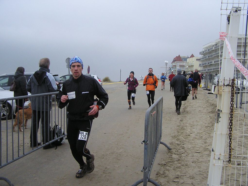 environ 150 photos du trail D2B entre Le Touquet et Berck Sur Mer, le 24 janvier 2010