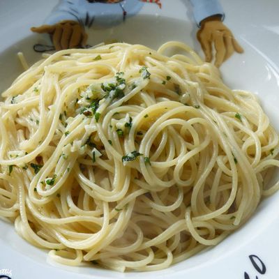Spaghetti aglio e "uoglio"