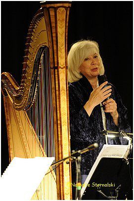 Harpist : Catherine Michel