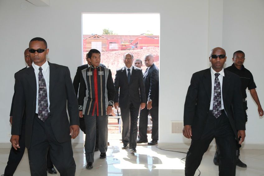 Dans le cadre du IIè anniversaire de la IVèRépublique, le couple présidentiel, Andry et Mialy Rajoelina, a inauguré le «Coliseum de Madagascar» sis à Antsonjombe. 1ère partie. Photos: Harilala Randrianarison