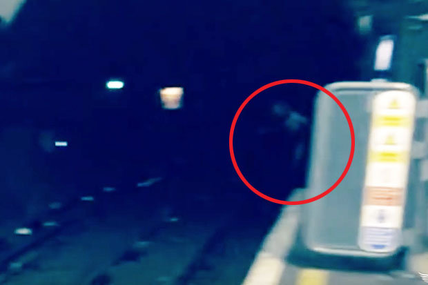 Un fantôme filmé dans le métro à Londres