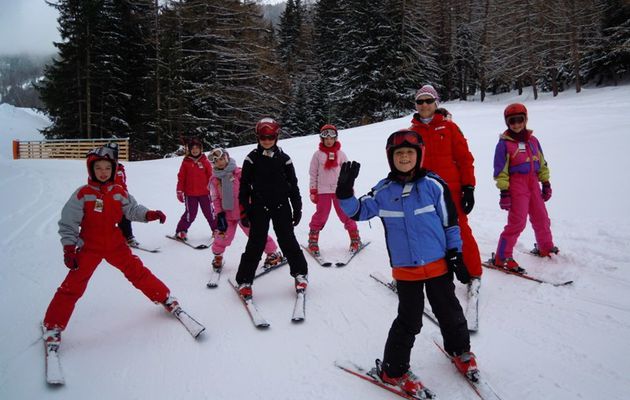 DES CHTIS ...ET DES SKIS... DÉJÀ LA TROISIÈME LEÇON ....