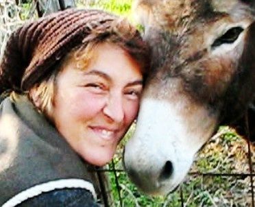  Benvenuti nel mondo della Cantadina tra Semi Galline e Api
