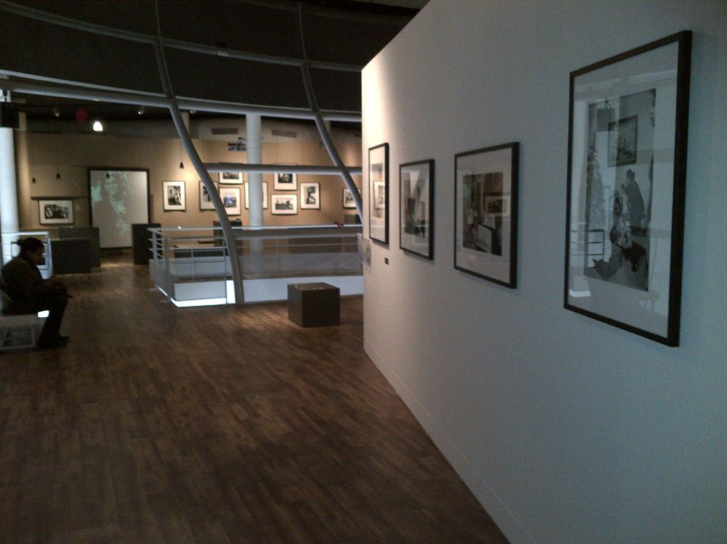 Reportage photos de l'ACH-IDF suite à l'expo photos de Stephan GLADIEU sur les harkis au Mémorial de Caen.

Mars 2012 - Novembre 2012