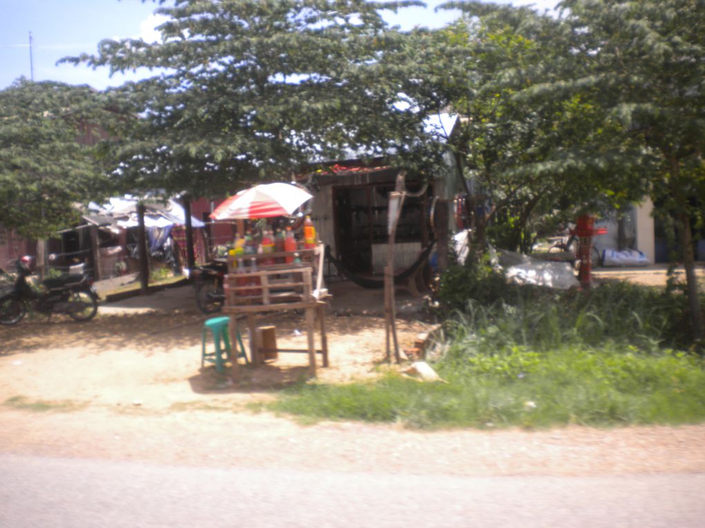 de Battambang à Banlung en passant par Siem Reap, Kompong Thom, Kompong Cham, Kratie