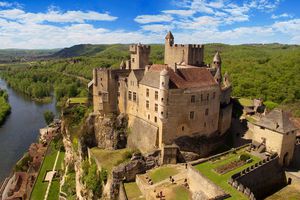 Sortir en famille dans le Périgord : les 5 châteaux qu'il faut voir !