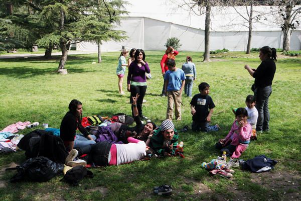 Ein Tag mit Kindern im Park.