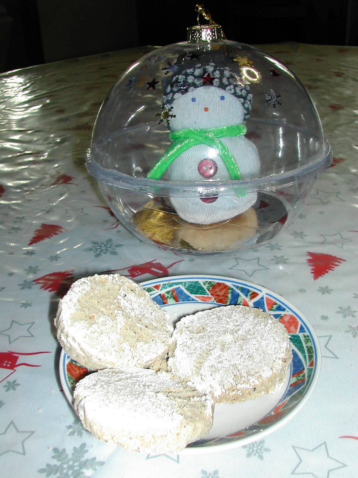 des polvorones: petits gâteau espagnol aux amandes 