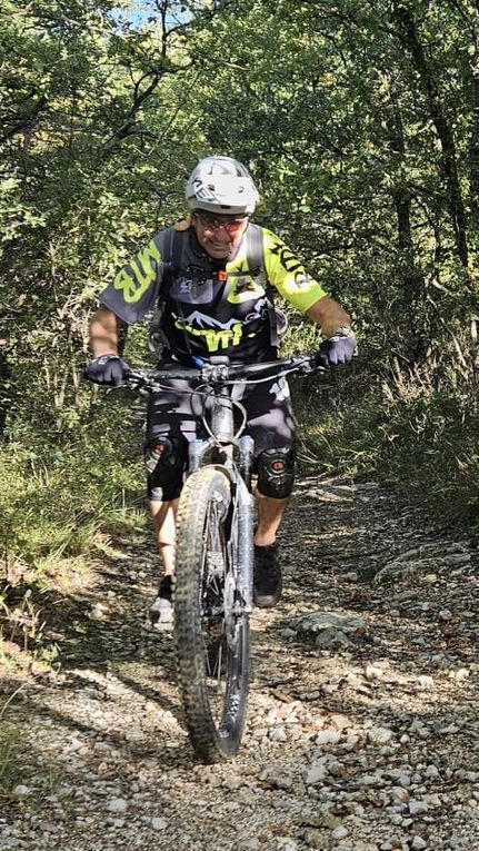 23 au 27 Octobre: Tour du  Luberon