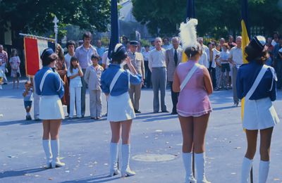 diaporama de la collection D'André Boeuf sur le corso de  Saint André les Alpes 