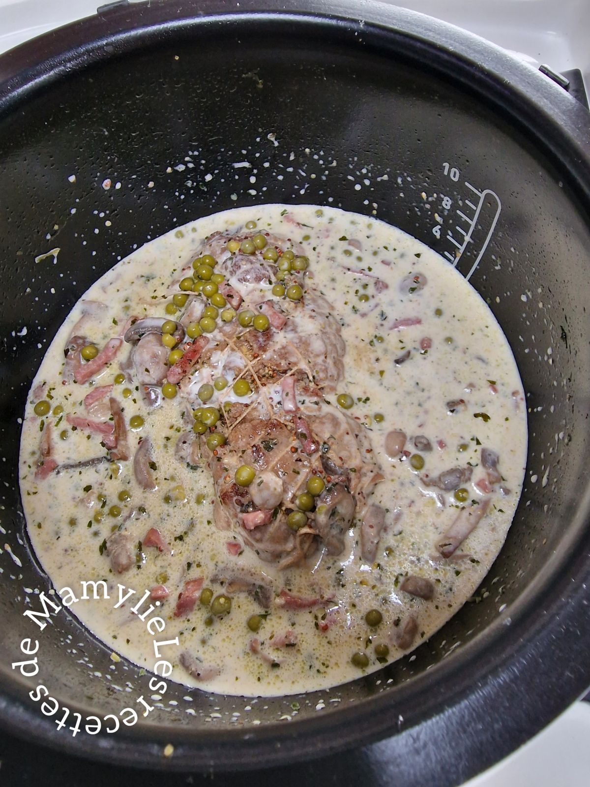 Roti de porc au four, à la crème, champignons et petits pois (Multicuiseur 45 en 1 de Tefal)