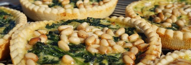 tartelettes épinards et pignons de pin