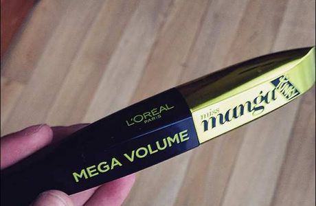 L' Oréal Paris -  Mascara méga volume manga Punky 