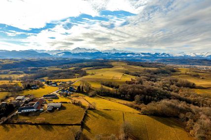 Les Hautes Pyrénées depuis un drone