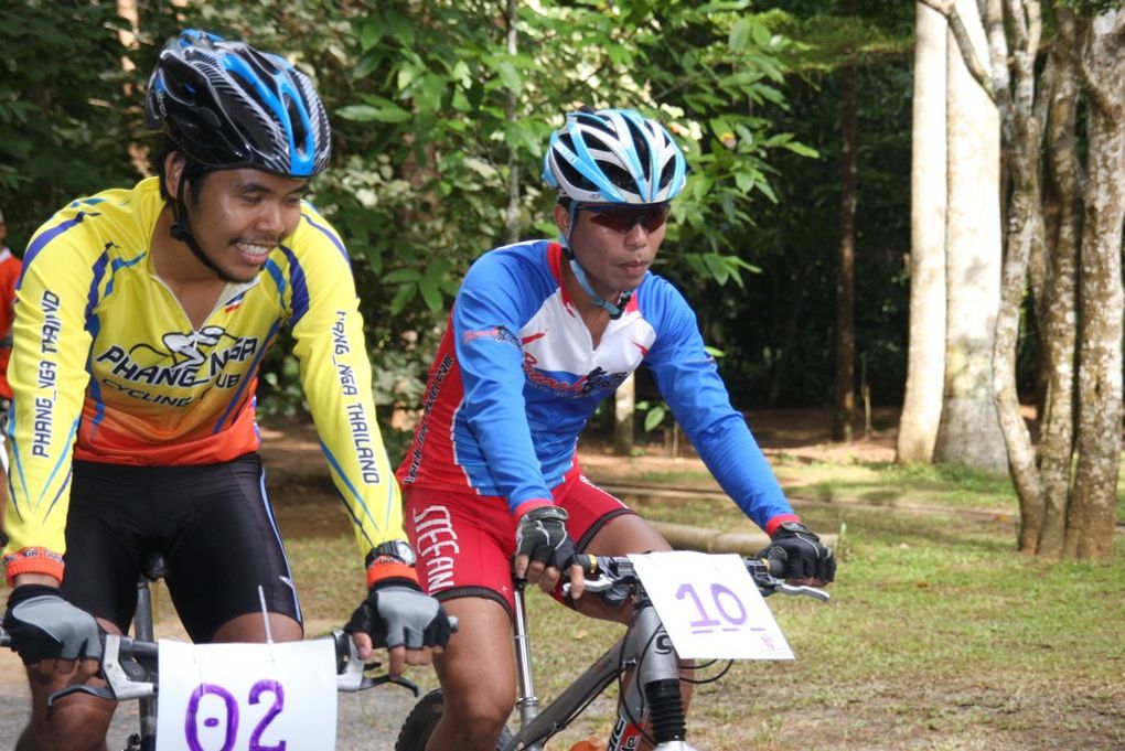 Album - Rassemblement cycliste, partie 2.